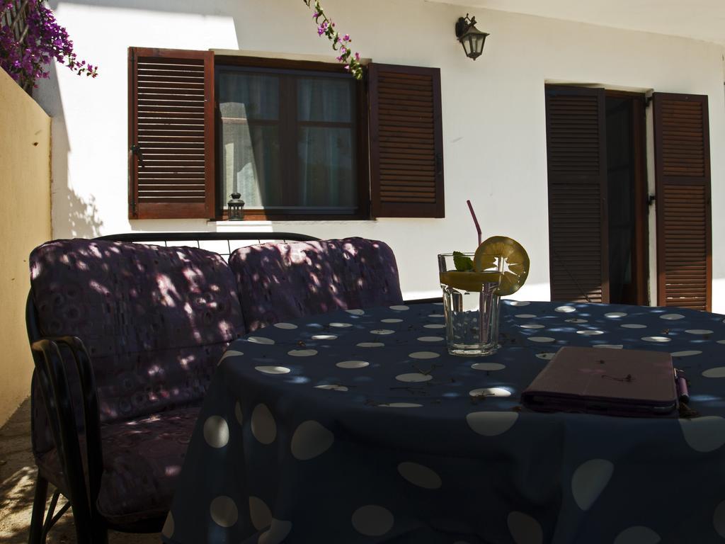 Neria Summer Houses Hanioti Exterior photo