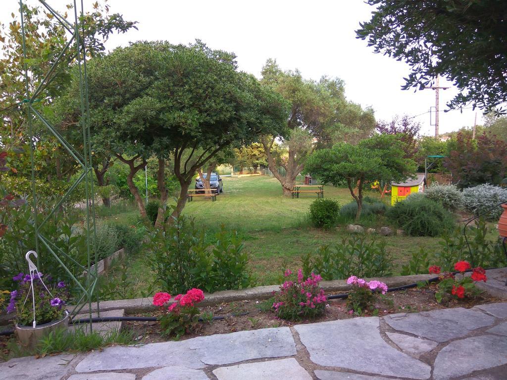 Neria Summer Houses Hanioti Exterior photo